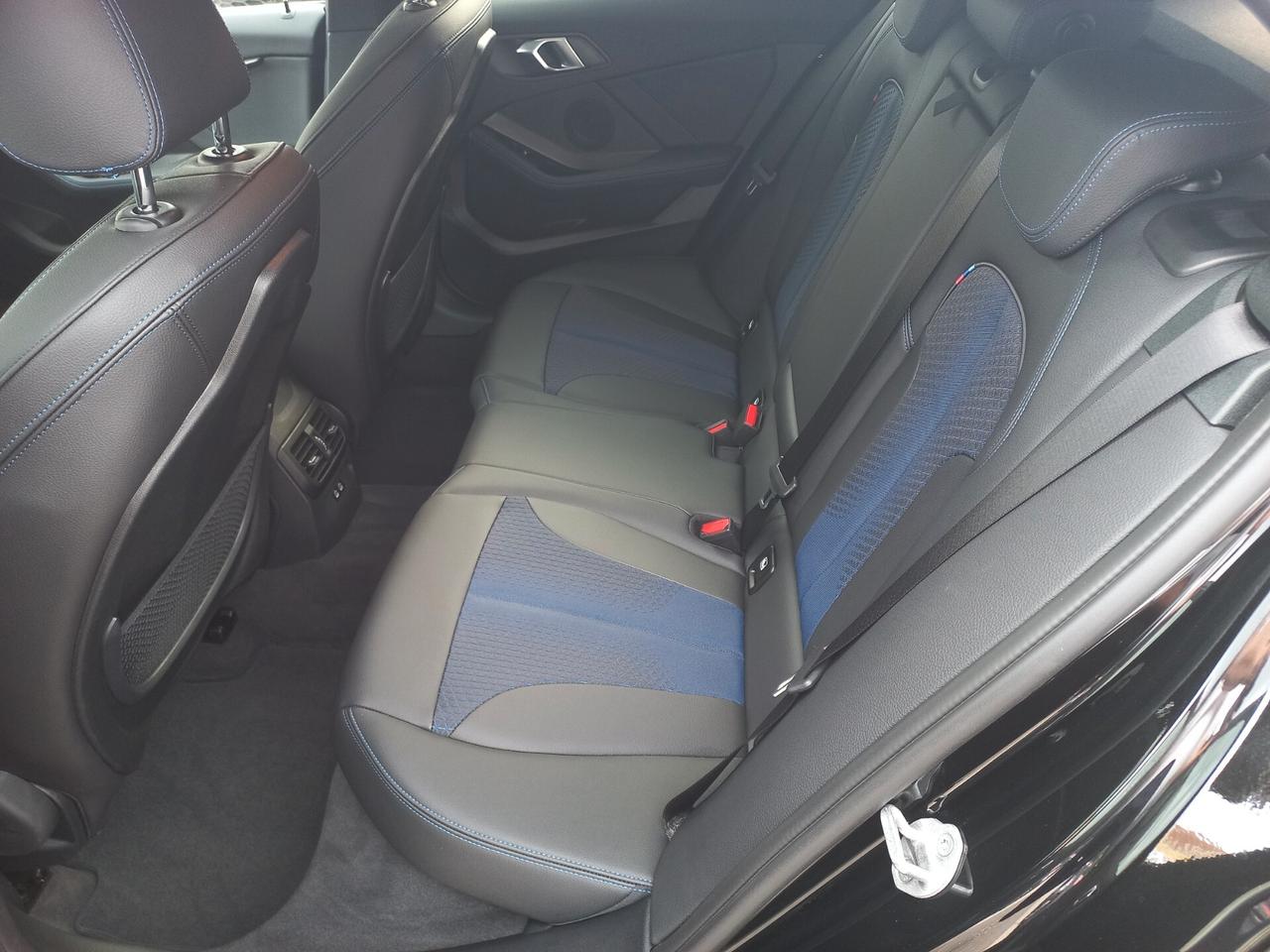 Bmw 118 118i 5p. Msport aut.