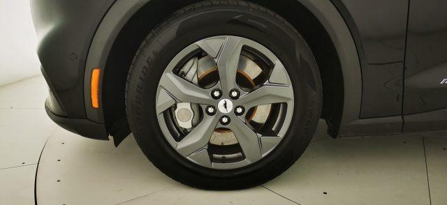 FORD Mustang Mach-E Standard Range 269 CV rwd (430 km di autonomia)