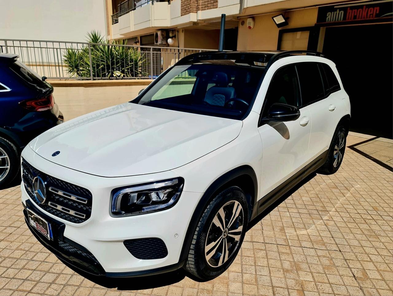 MERCEDES GLB 200d SPORT PLUS 4matic IVA 22%