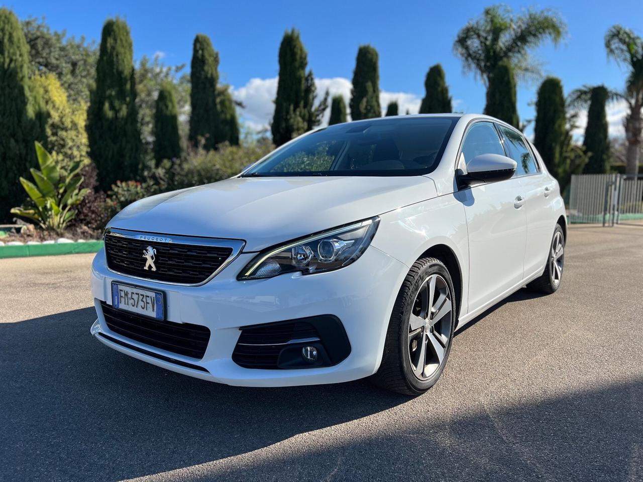 Peugeot 308 BlueHDi 100 NEOPATENTATI Business