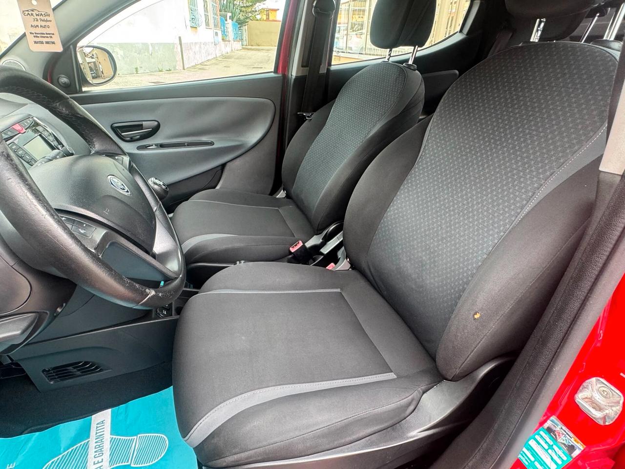 Lancia Ypsilon 1.2 69 CV 5 porte GPL Ecochic Gold