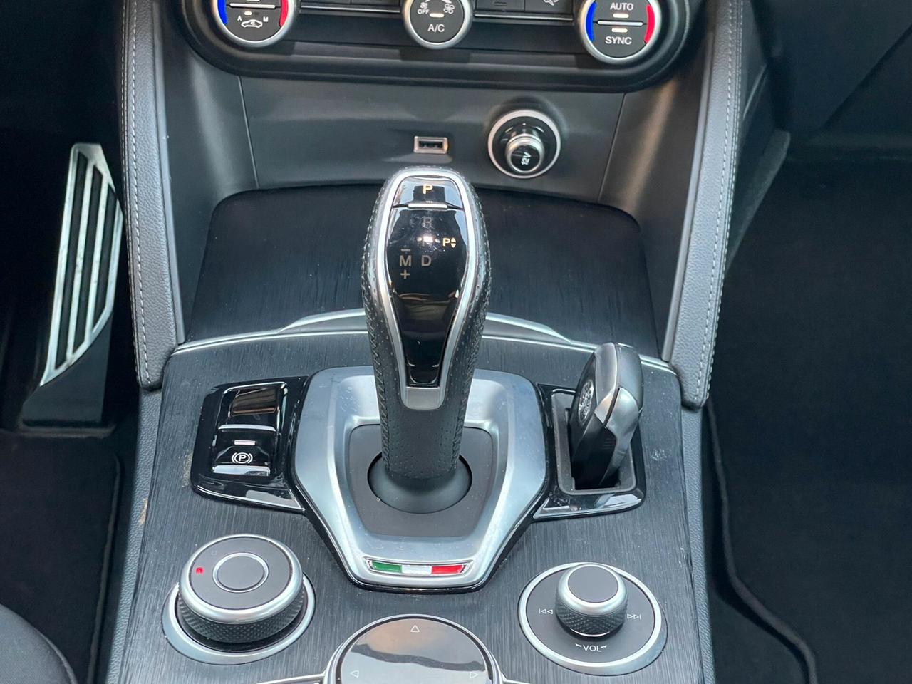 Alfa Romeo Stelvio 2.2 Turbodiesel 190 CV AT8 Q4
