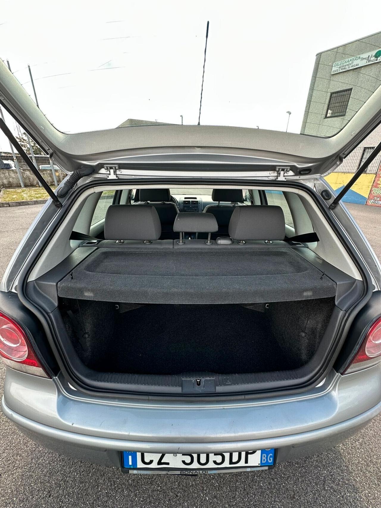 Volkswagen Polo 1.2 5p. Trendline
