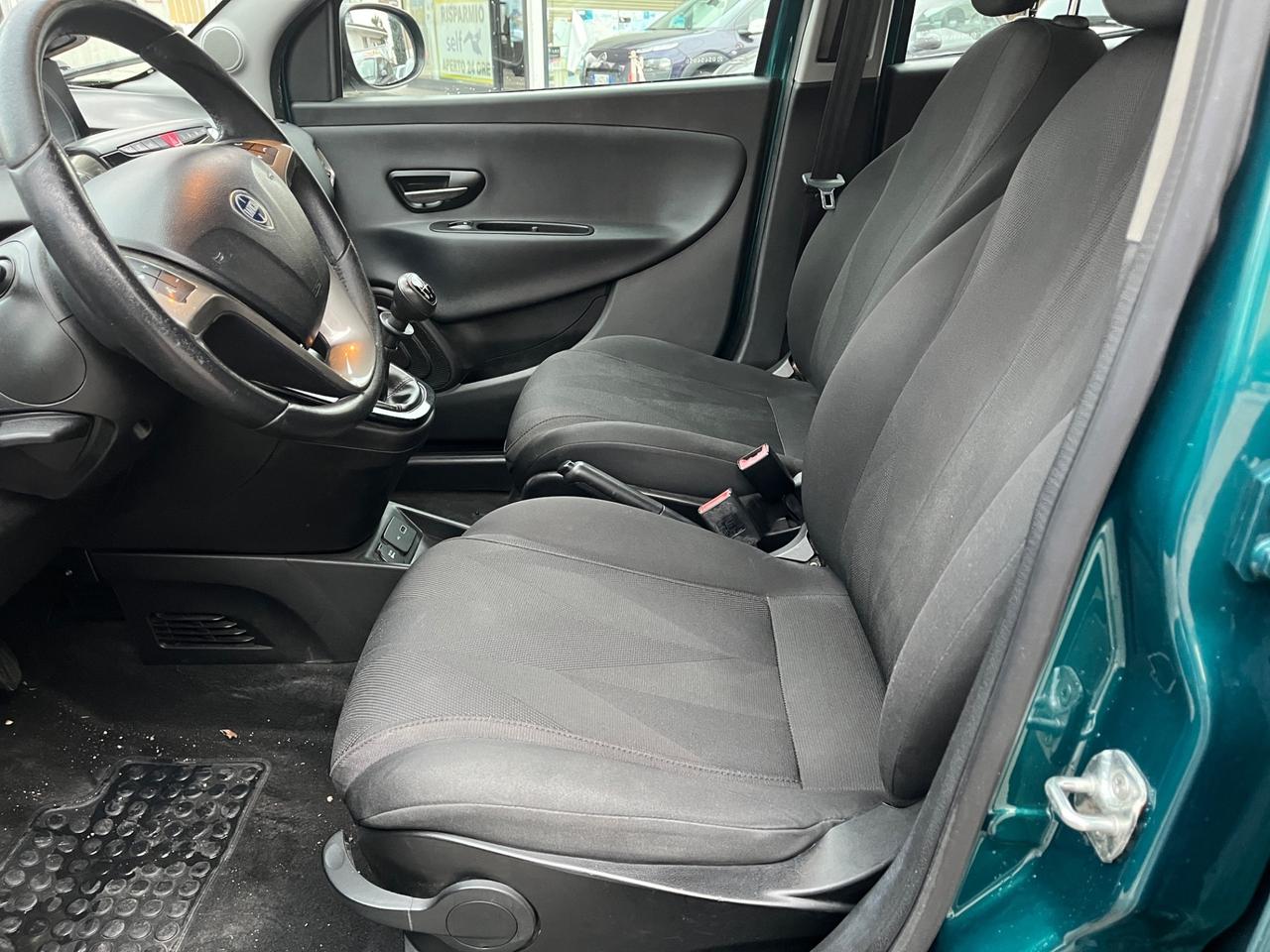 Lancia Ypsilon 1.2 69 CV 5 porte GPL Ecochic Gold