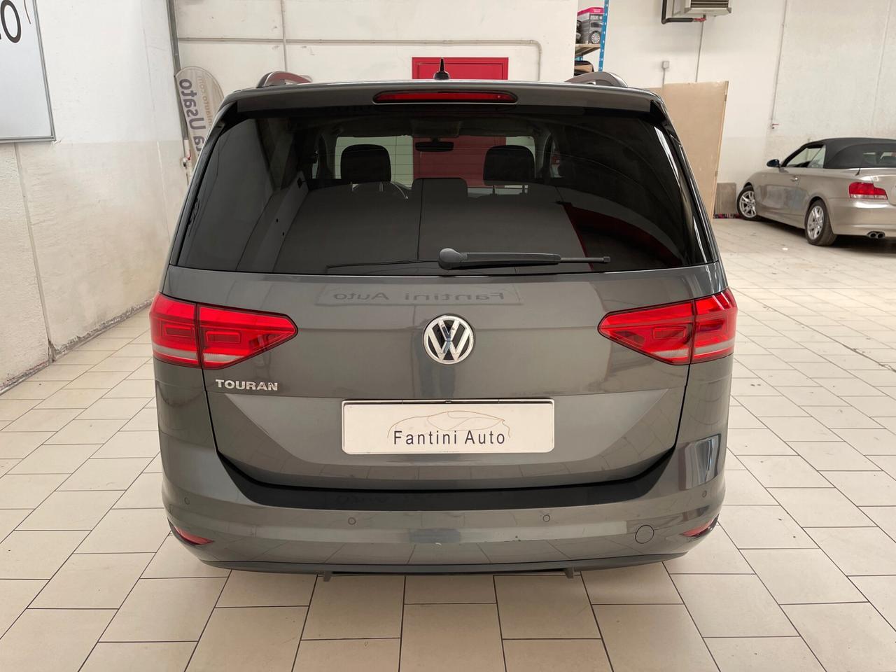 Volkswagen Touran Volkswagen Touran Business 2.0 TDI 7p dsg-Ok Neopatentat-LEGGI SOTTO