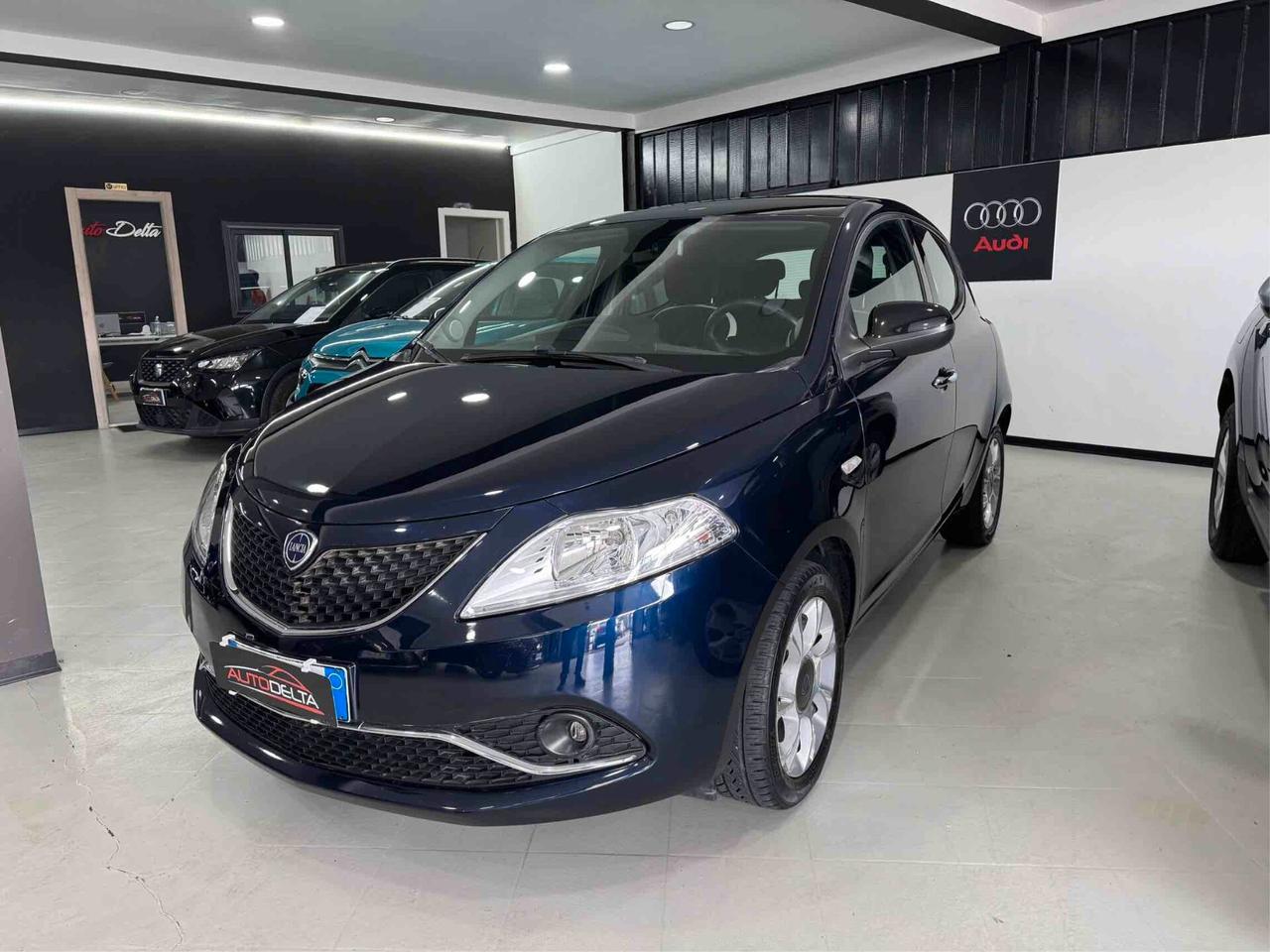 Lancia Ypsilon 1.2 69 CV 5 porte Opening Edition