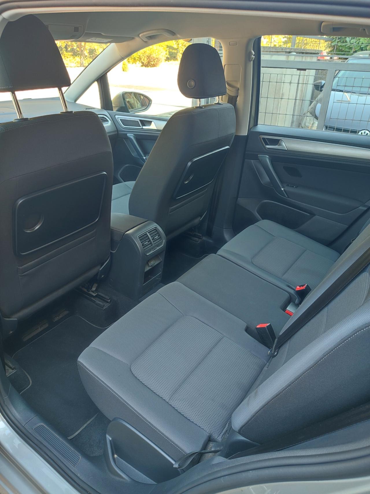 VOLKSWAGEN GOLF SPORTSVAN 2017 DIESEL 1.6 EURO6B
