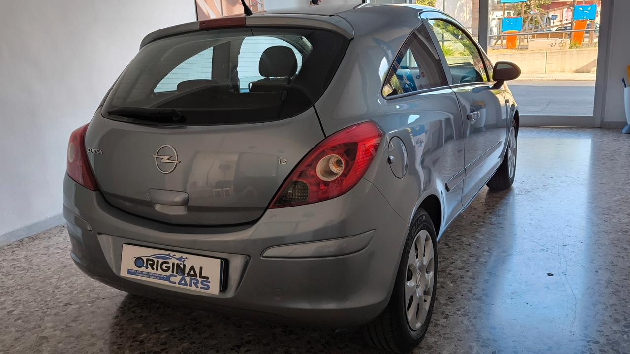 Opel Corsa 1.2 3 porte Sport