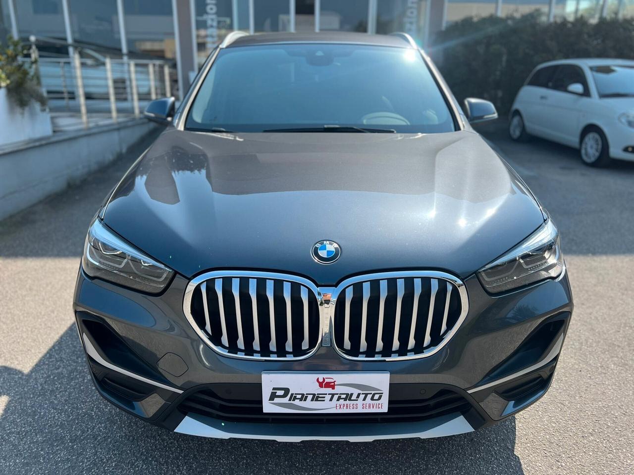 Bmw X1 sdrive18d xLine auto LED/NAVI/PELLE/18; PERFETTA