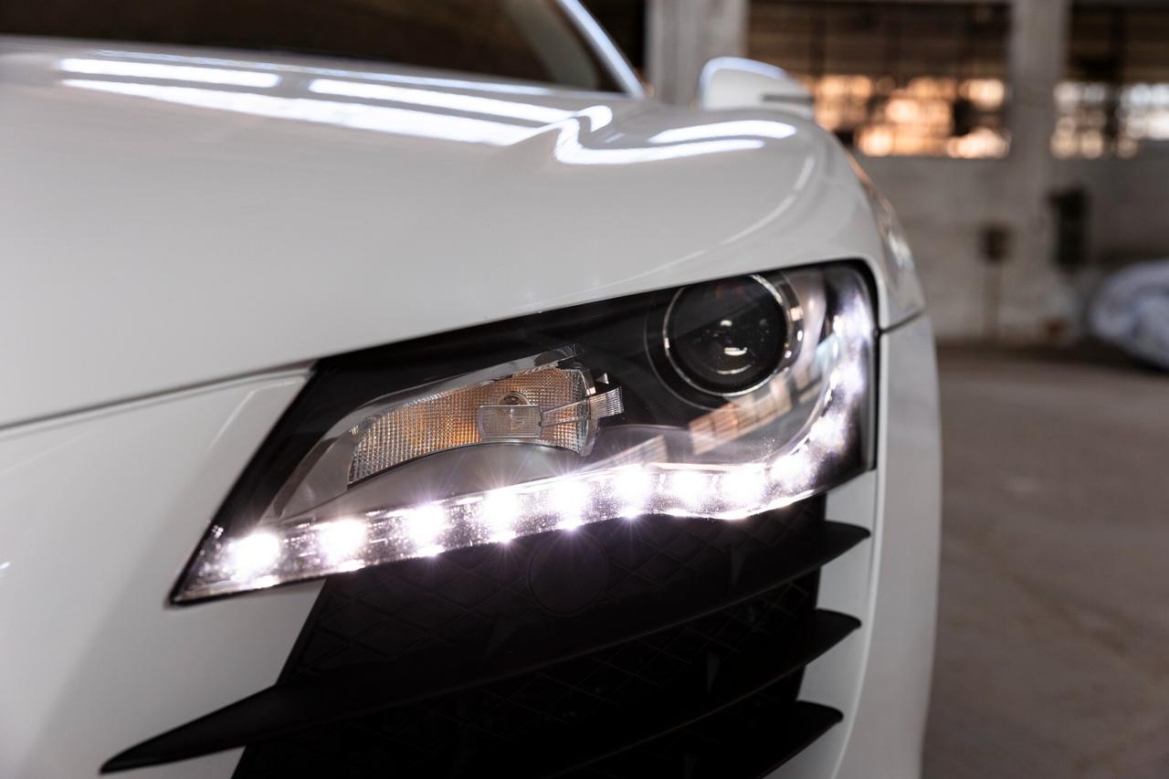 Audi R8 4.2 V8 FSI quattro