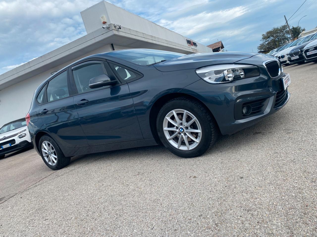 Bmw 2er Active Tourer 218d Active Tourer Advantage