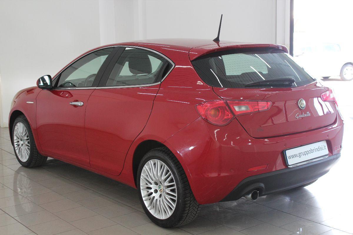 ALFA ROMEO - Giulietta - 1.6 JTDm-2 105 CV Distinctive