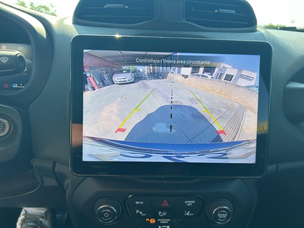 Jeep Renegade 1.5 Turbo T4 MHEV Summit