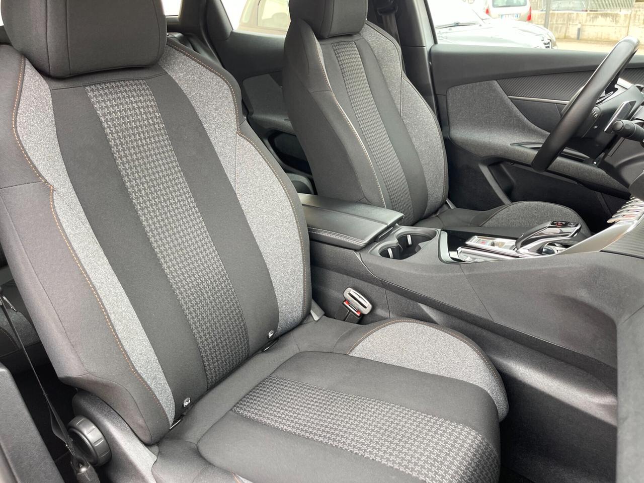 Peugeot 3008 BlueHDi 130 S&S EAT8 Active Business