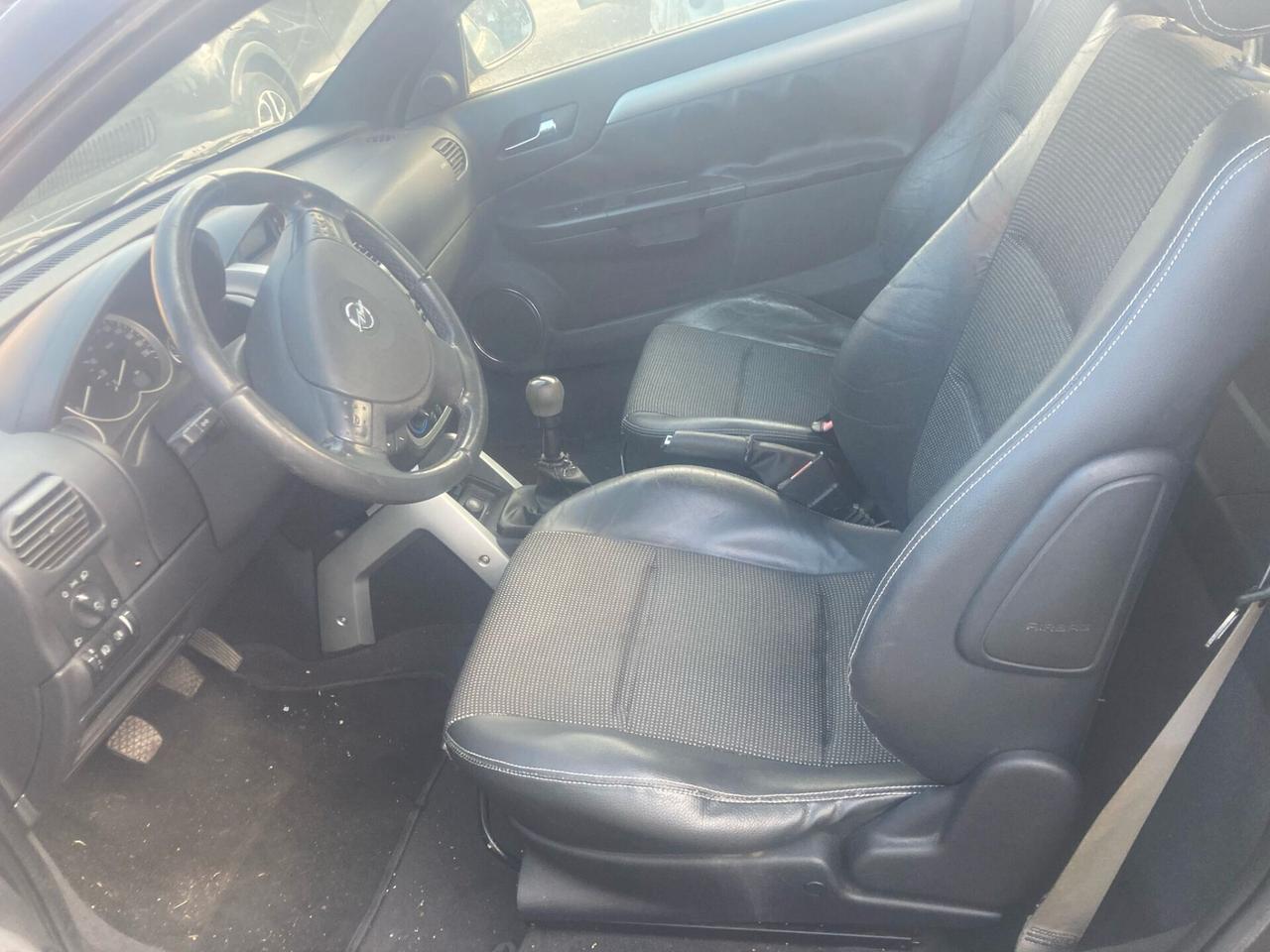 Opel Tigra TwinTop 1.3 CDTI