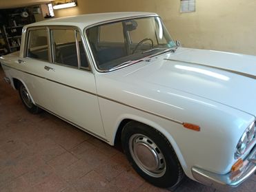 LANCIA FULVIA 1.2 PRIMA SERIE 1967 TARGA E LIBRETTO ORIGINALE