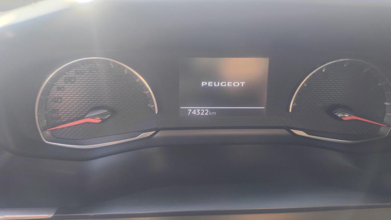 Peugeot 2008 PureTech 100 S&S Active
