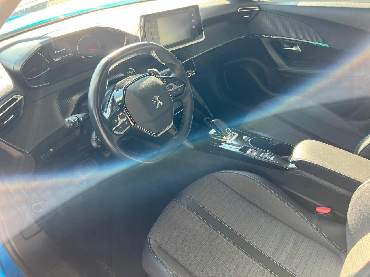 Peugeot 2008 Automatico 1.5 diesel BlueHDi 130cv S&S EAT8 Allure Pack