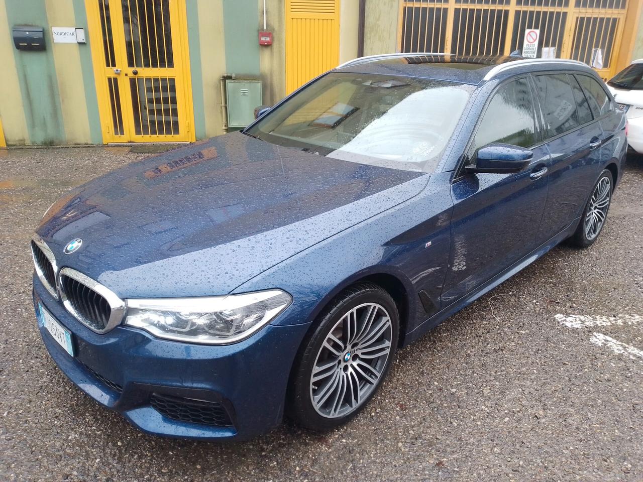 BMW 520d MSPORT STRAFULL DOPPIO TETTO PELLE BIANCA FINANZIABILE