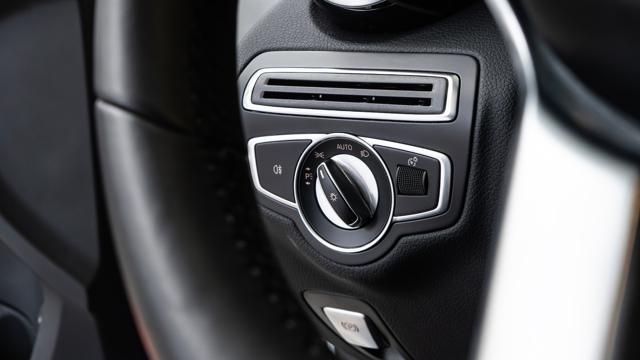 MERCEDES-BENZ C 220 d 4Matic Premium UNIPRO LEGGERE DESCR.