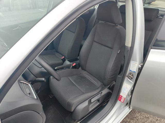 VOLKSWAGEN Golf 1.6 TDi 5 Porte ( DISTRIBUZIONE OK ) GARANZIA