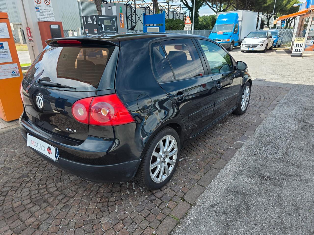 Volkswagen Golf 2.0 16V TDI 5p. Sportline con 361.000km