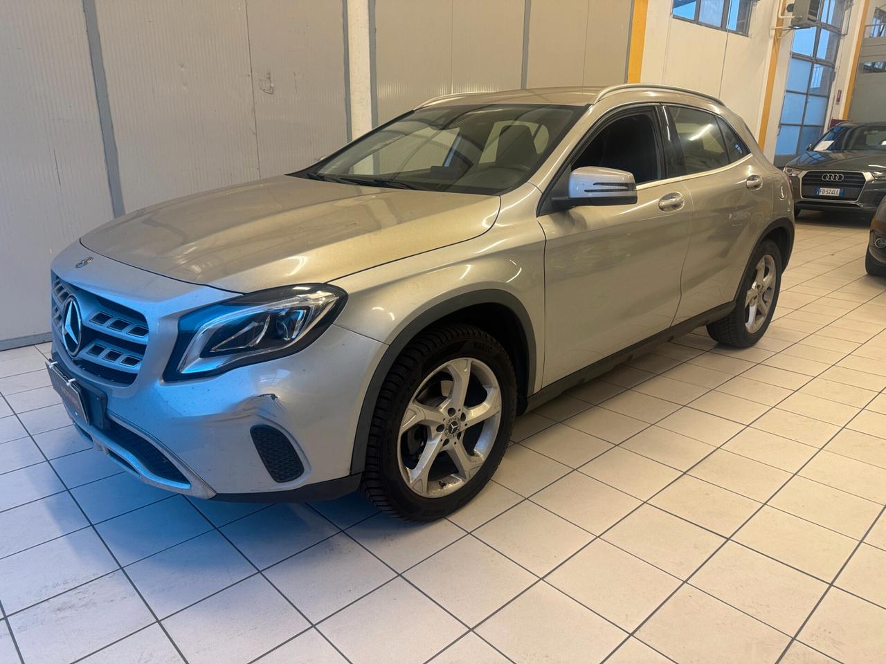 Mercedes-Benz GLA 180 180 d Sport auto UNICO PROPRIETARIO