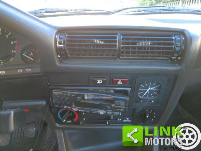 BMW 318 i 4 porte
