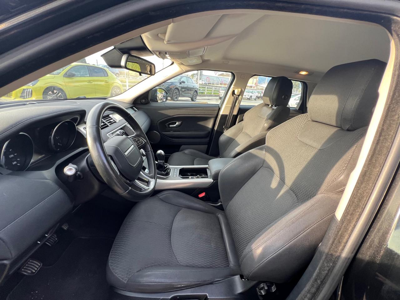 Land Rover Range Evoque 2.0 TD4 150 CV 5p. Pure