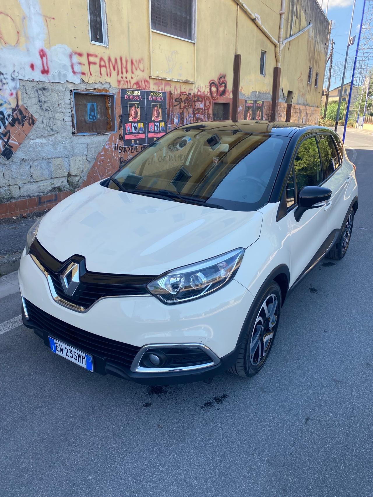 Renault Captur 1.5 dCi Anno 2014 RIGENERATO GARANZIA