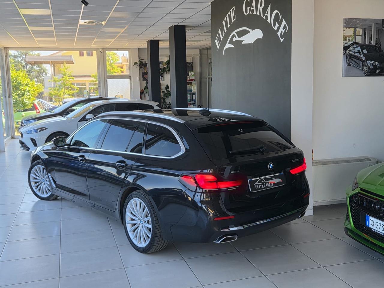 Bmw 520d 48V xDrive Touring Luxury Iva Esposta