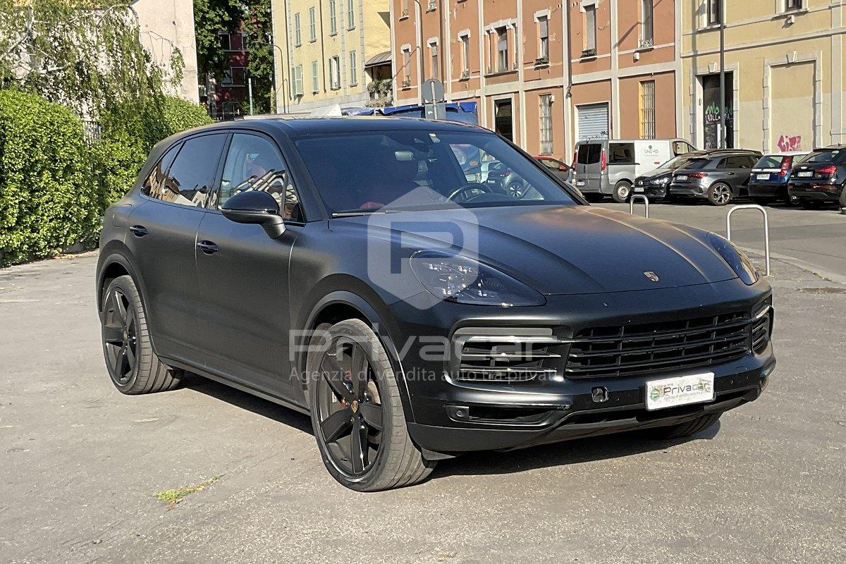 PORSCHE Cayenne 3.0 V6