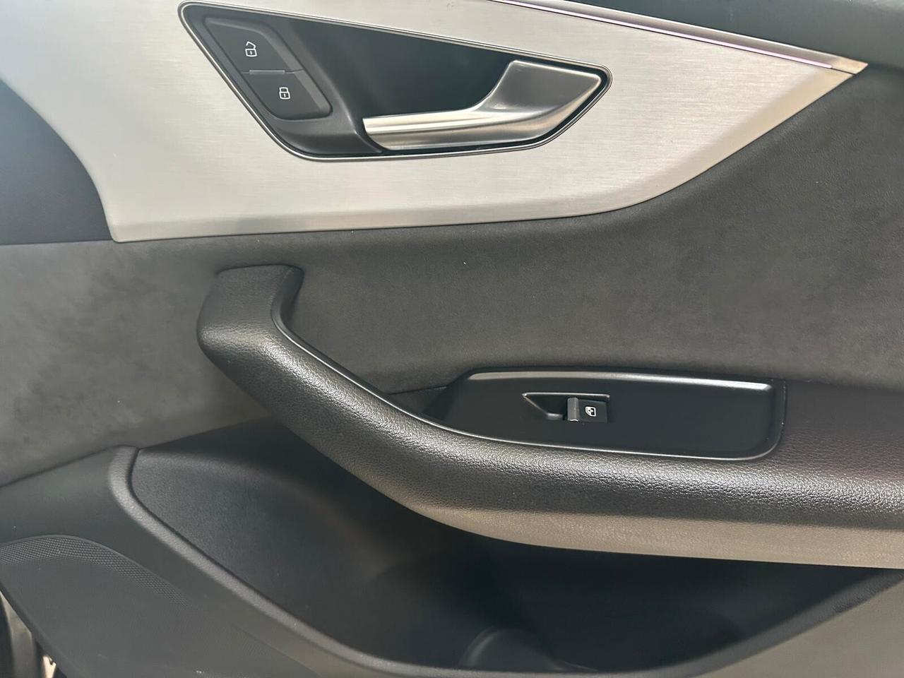 Audi Q8 45 TDI quattro tiptronic Sport S-LINE UNICOPROPRIETARIO FATTURABILE