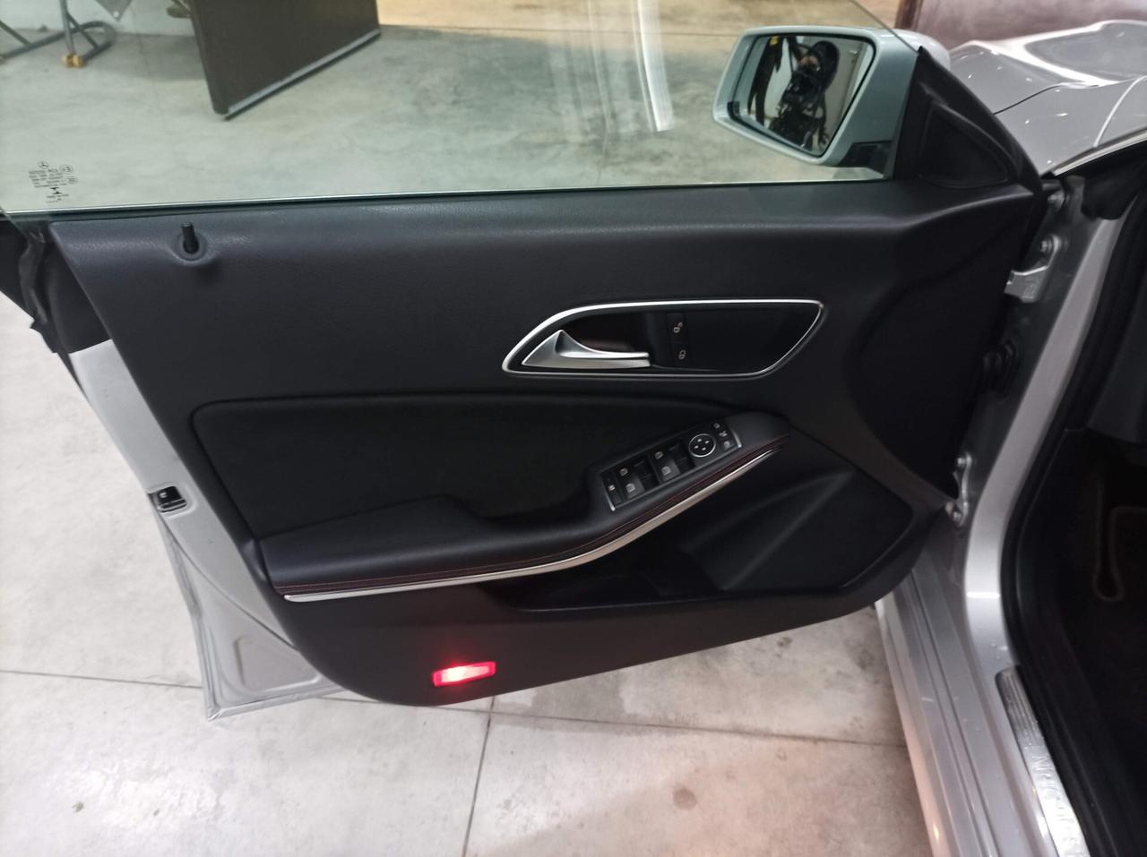 Mercedes-benz CLA 200 d S.W. 4Matic CV 136Automatic Premium 04/2019