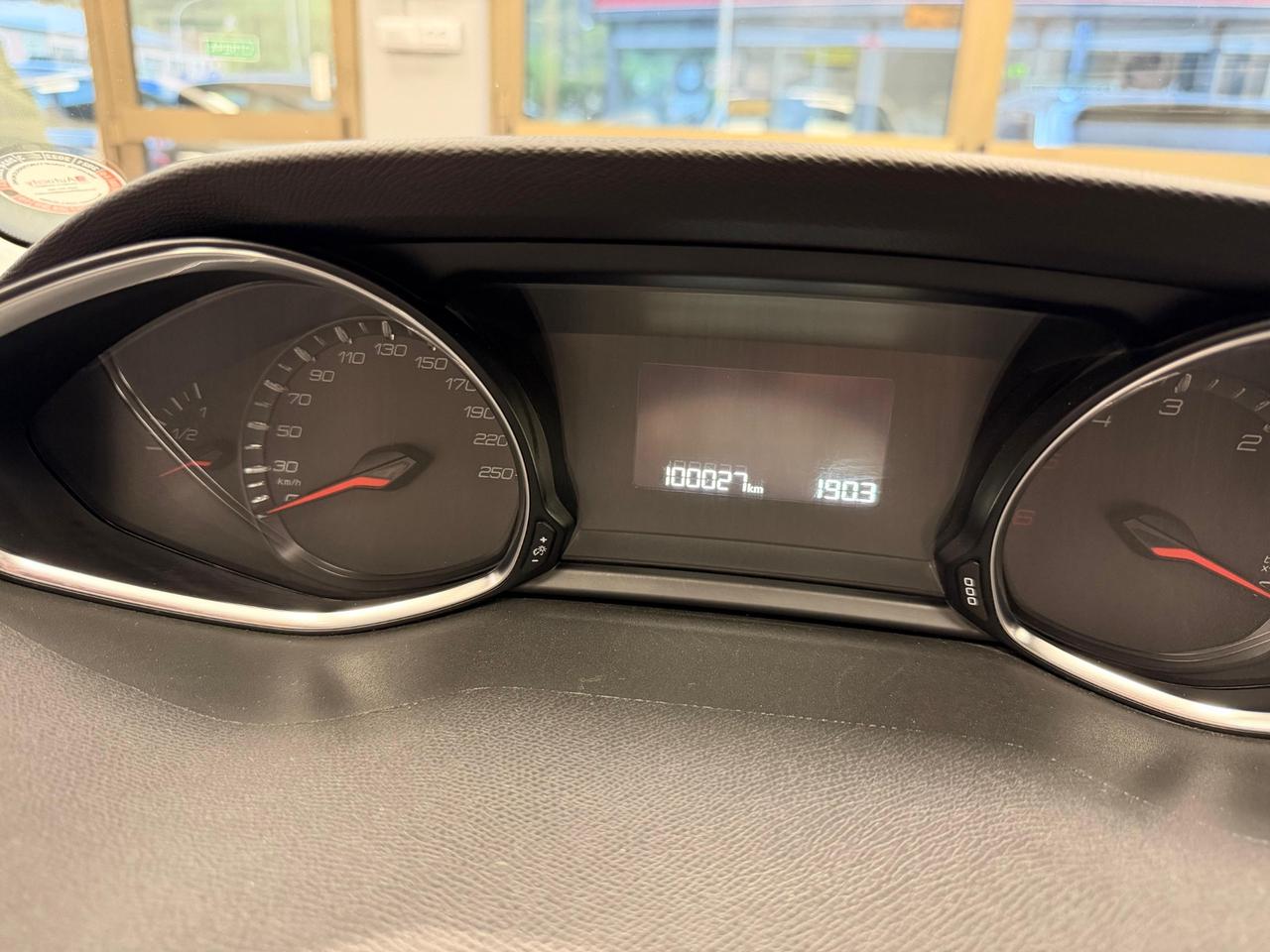 Peugeot 308 1.6 e-HDi 115 CV Stop&Start Allure