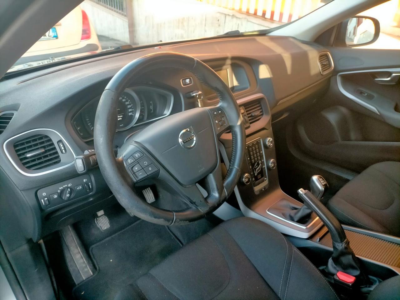 Volvo V40 Cross Country D2 Style Plus