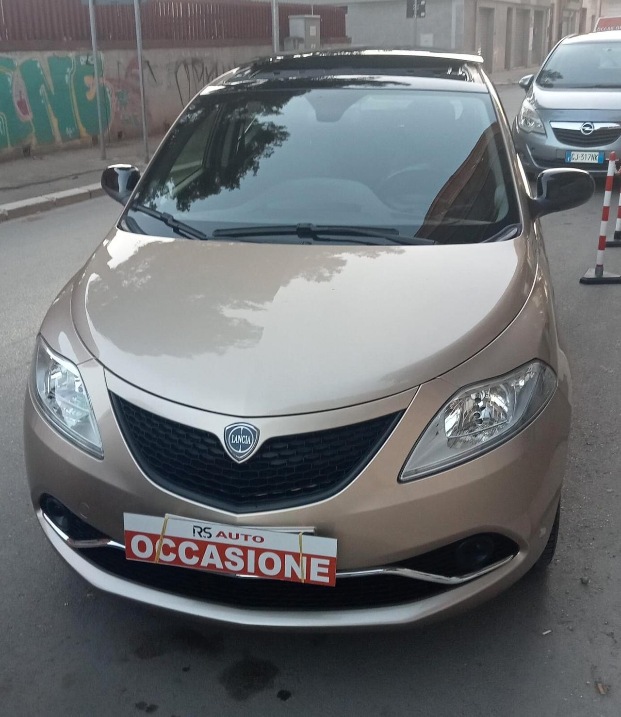 Lancia Ypsilon 1.2 69 CV 5 porte S&S Gold