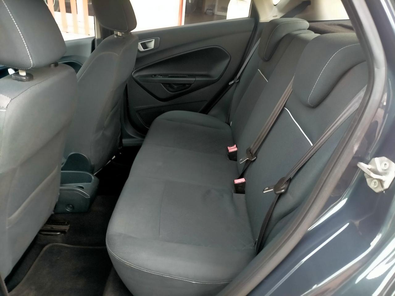 Ford Fiesta 1.4 TDCi 70CV 5 porte Business