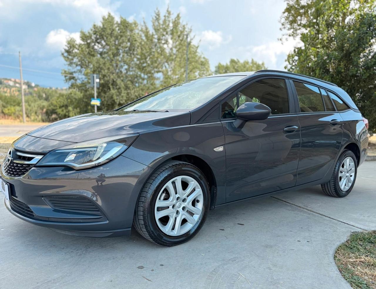 Opel Astra 1.6 CDTi Sports Tourer Business