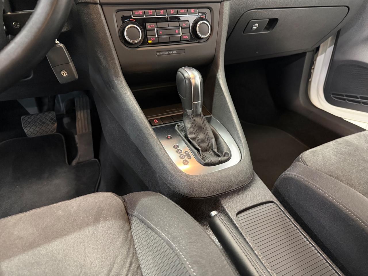 Volkswagen Golf 1.6 TDI DPF DSG 5p. Highline