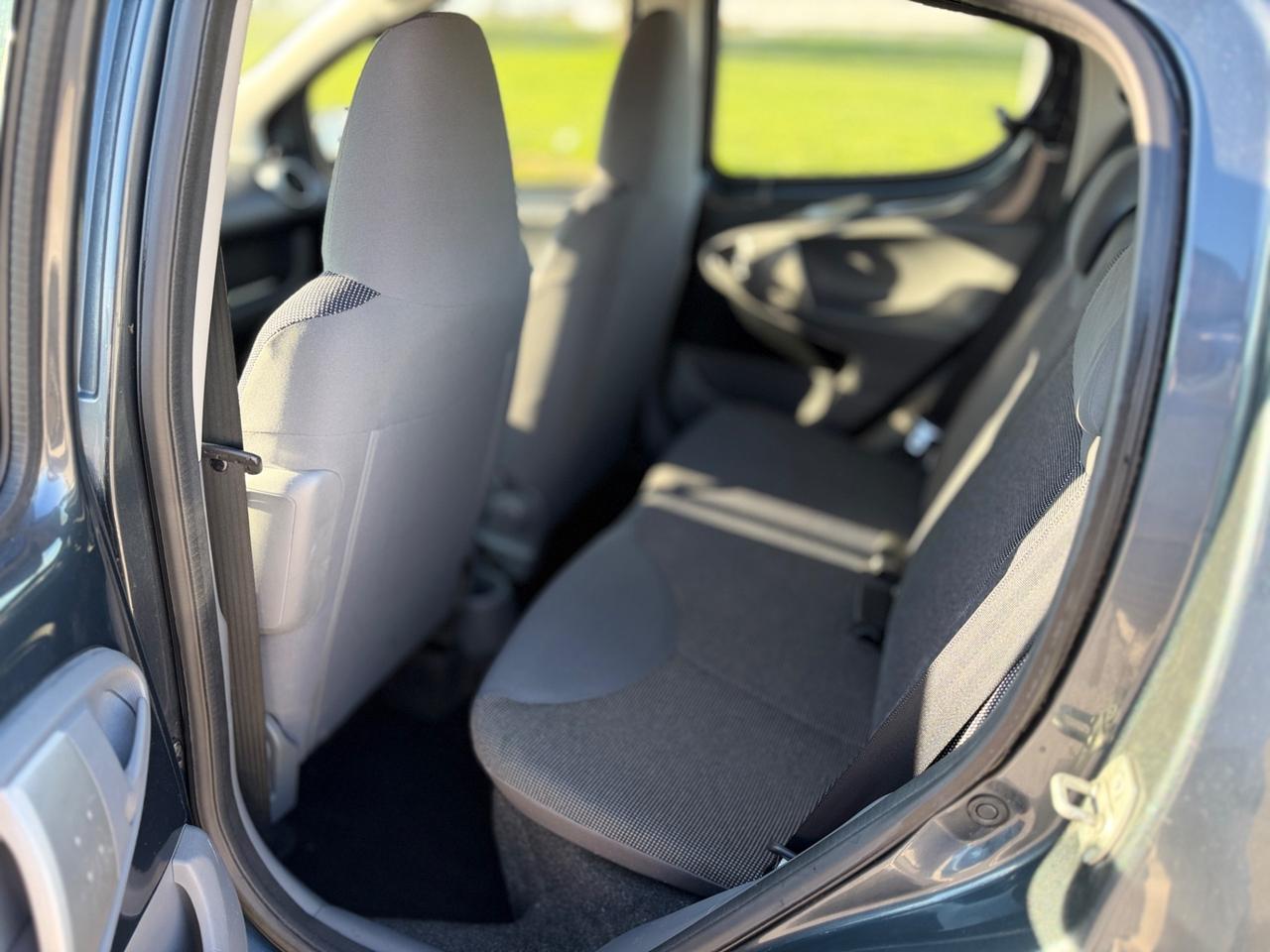 Peugeot 107 1.0 benzina ok neo patentati