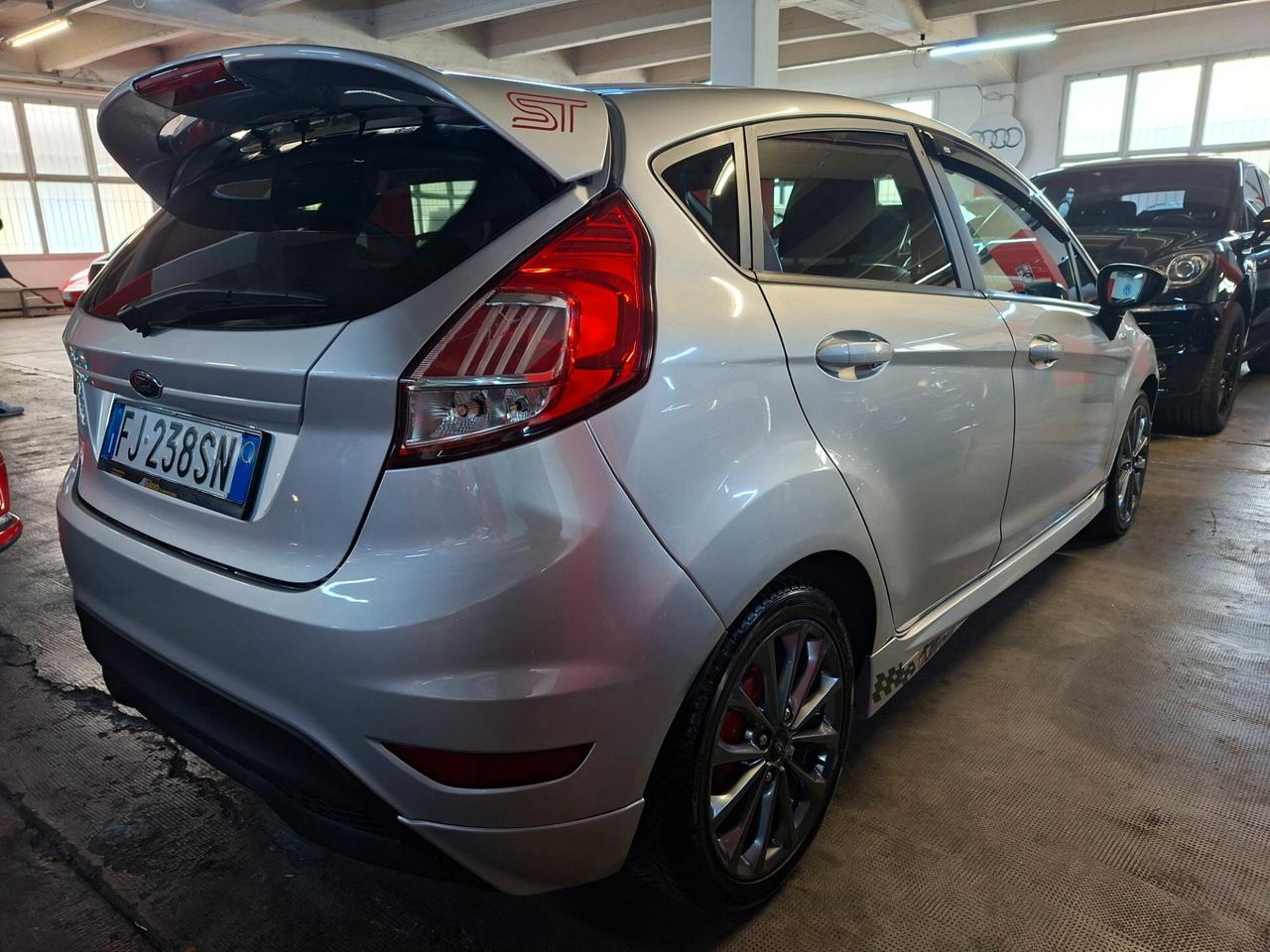 Ford Fiesta 1.5 TDCi 75CV 5 porte ST-Line NAVI C.LEGA