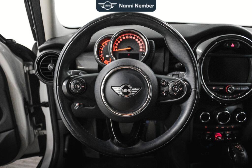 Mini Cooper D 1.5 D Cooper D Business XL Auto