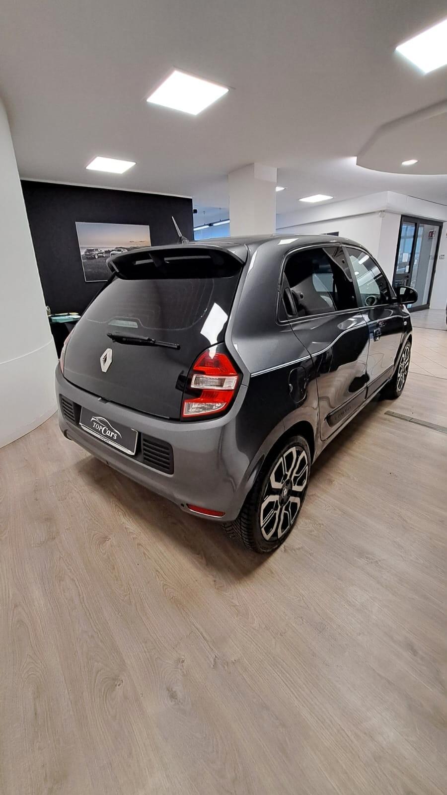 Renault Twingo SCe EDC