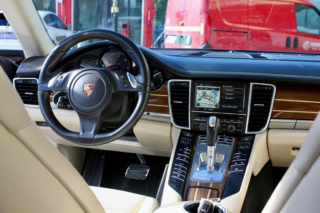 Porsche Panamera 3.0 Diesel 250CV INTERNI PELLE BIANCO