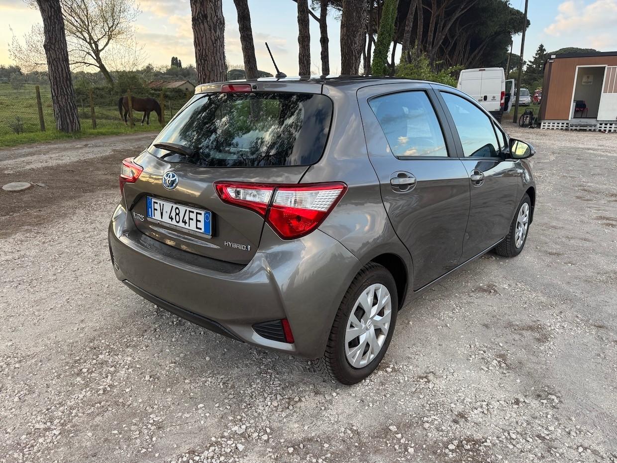 Toyota Yaris 1.5 Hybrid 5 porte Active