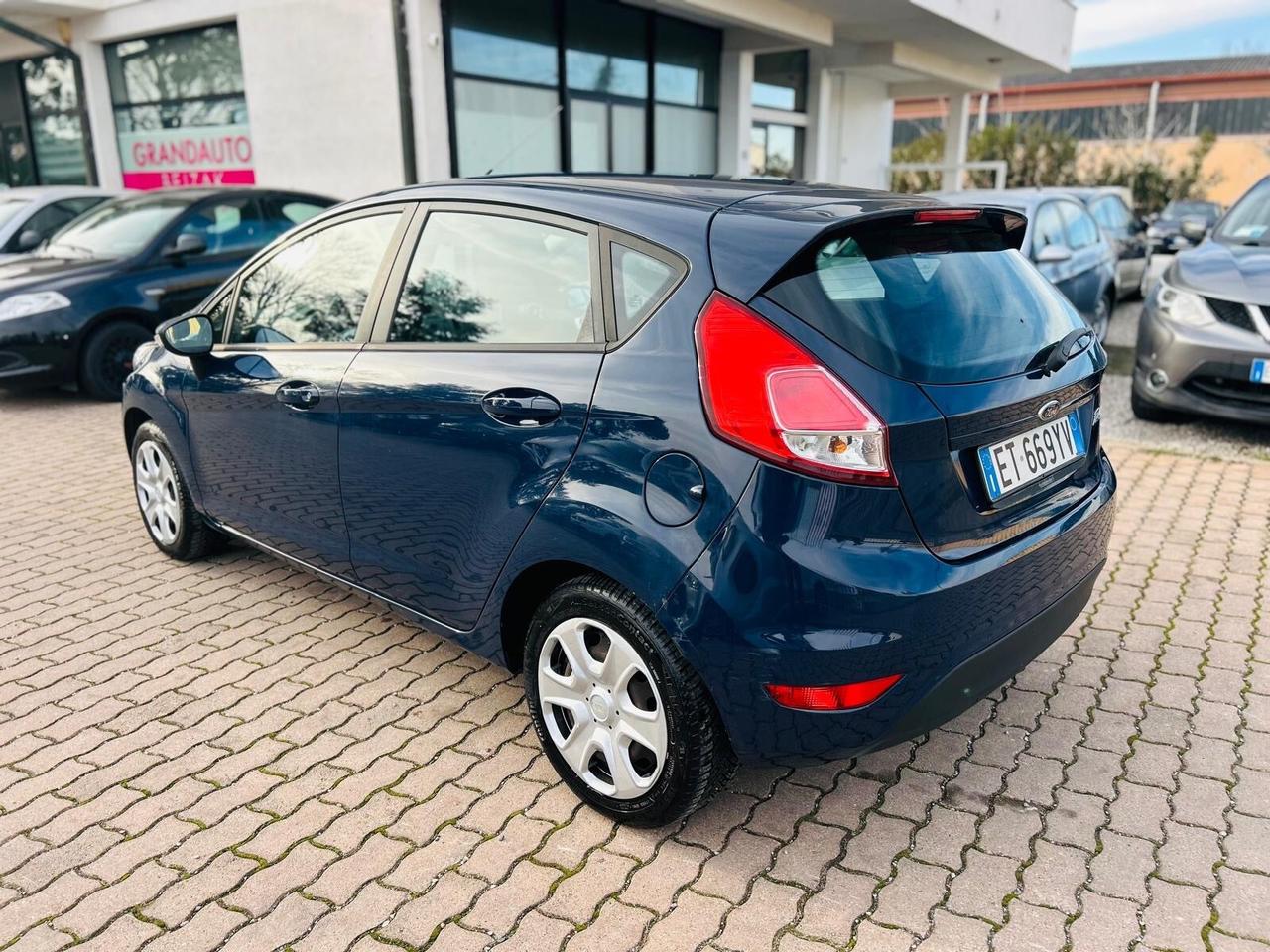 Ford Fiesta 1.5 TDCi 75CV 5 porte Titanium