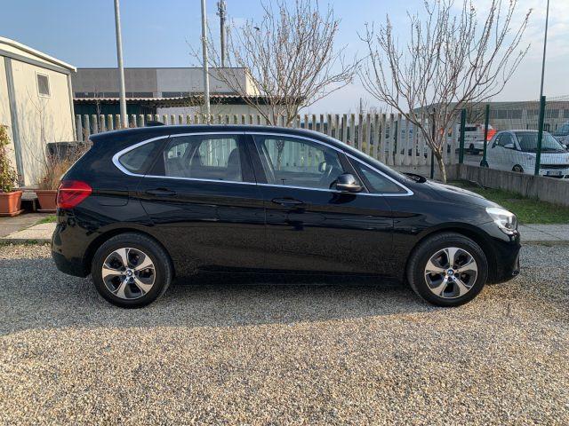 BMW 216 i Active Tourer Luxury