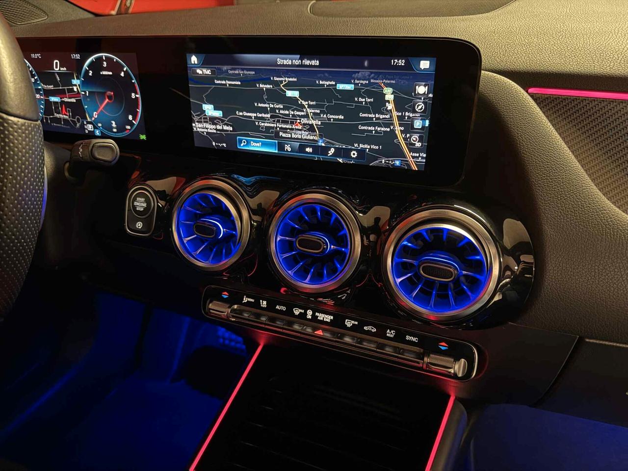 Mercedes-benz GLA 180d Automatic Premium