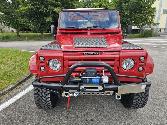 LAND ROVER Defender 110 2.5 Tdi cat S.W. County